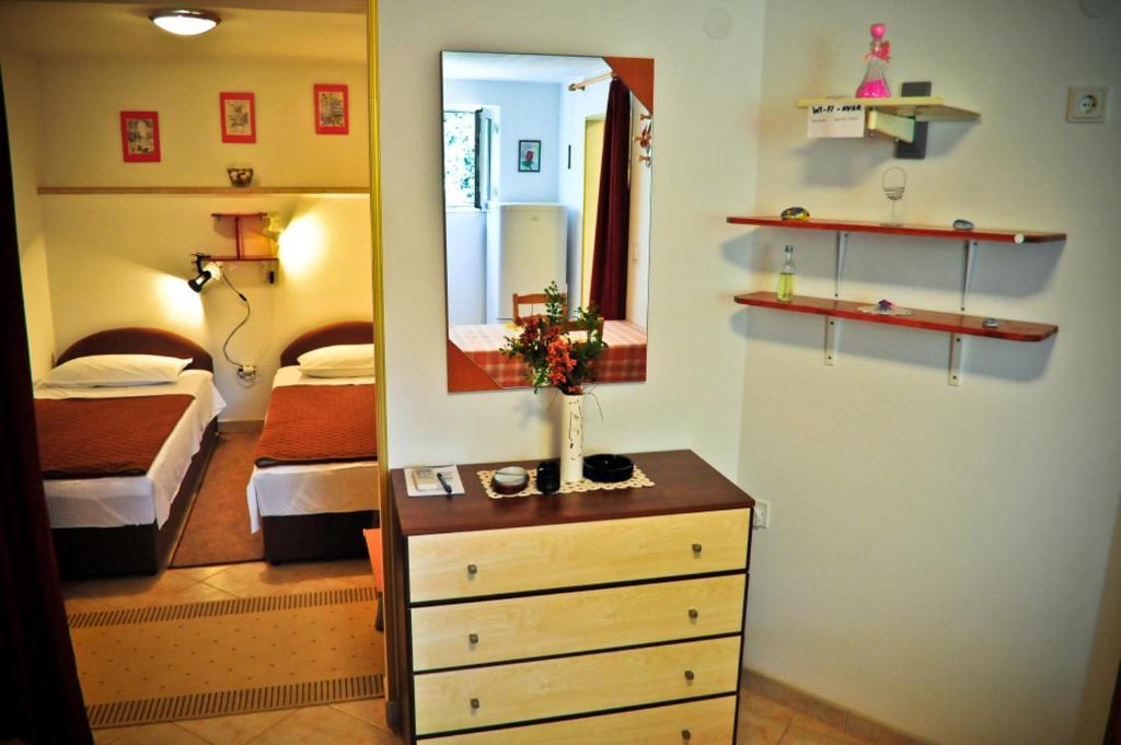 Guest House Kuzmanic Hvar Island Rom bilde